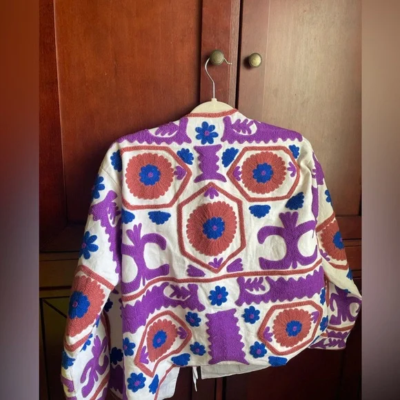 Blink Buy Women's Suzani Embroidered Jacket NWOT / Made in India - Picture 4 of 17